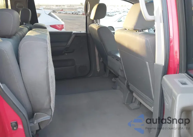 1N6AA07A76N558677: 44379160