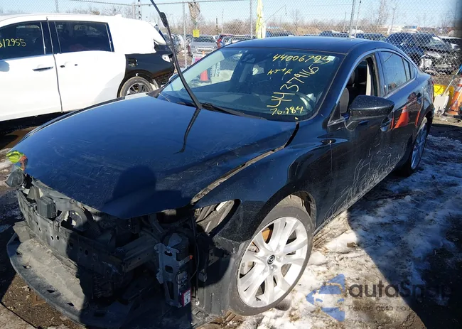 JM1GJ1W69E1149229: 44379165