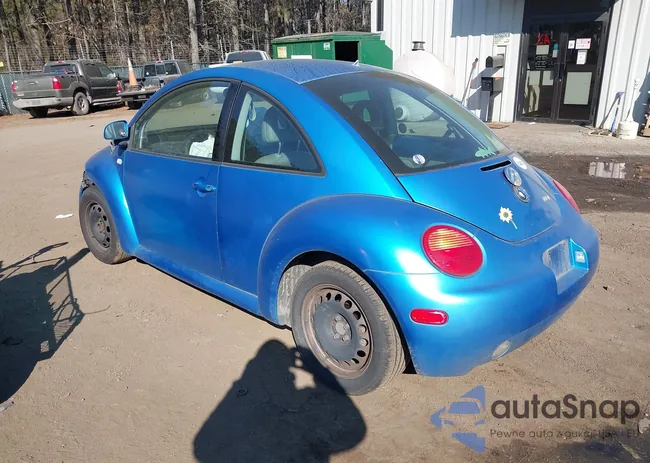 3VWCF21C9YM426761: 44379189