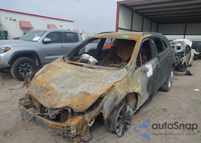 1GYKNARS6JZ245932: 44379197