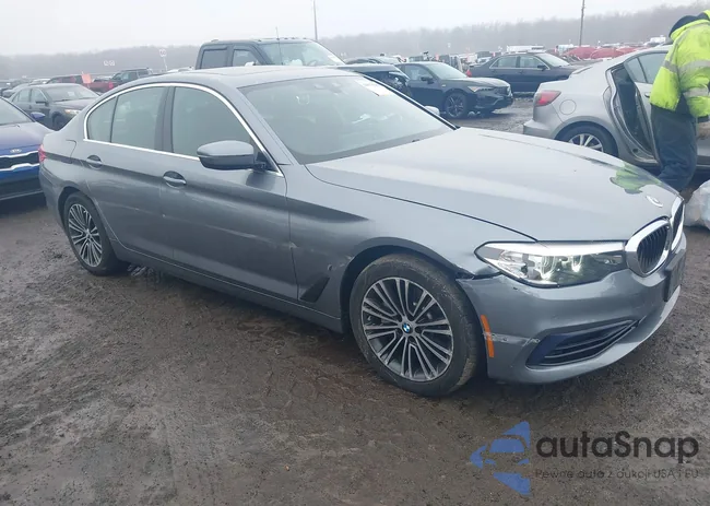 WBAJB1C5XKB377127: 44379217