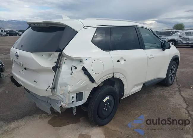 JN8AT3BAXMW006883: 44379246