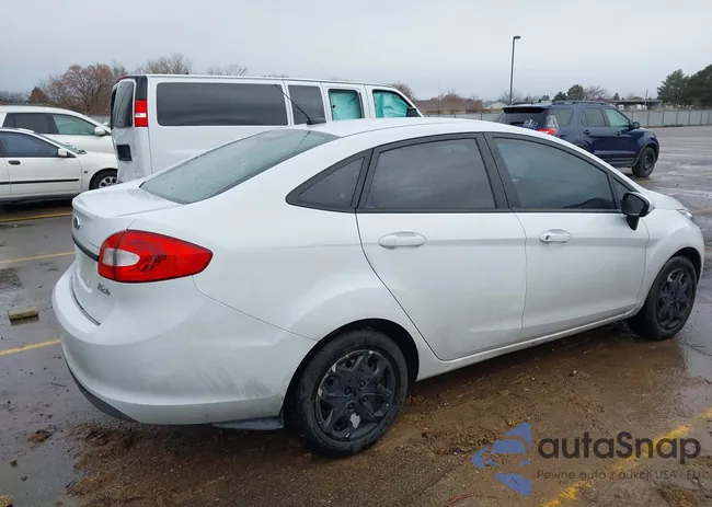 3FADP4AJ0DM103598: 44379260