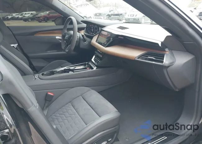 WAUAHBFW7N7903360: 44379279