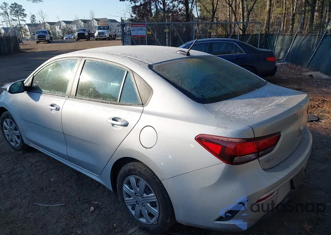 3KPA24AD0PE539369: 44379294