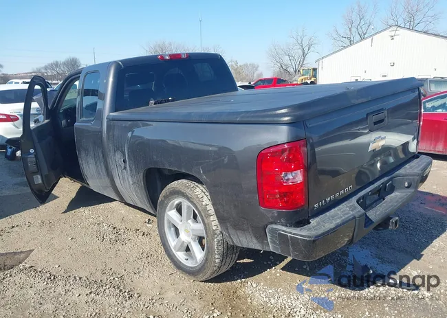 1GCRCPEX7BZ281824: 44379336