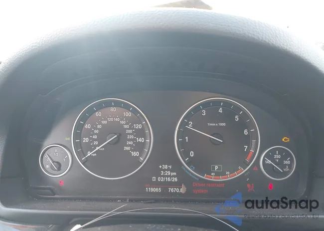 WBAFR7C51CC810365: 44379408