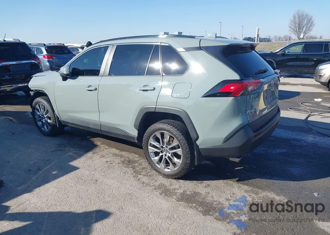 2T3A1RFV2LW122352: 44379411