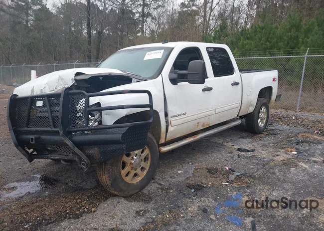 1GC1KXC80EF118210: 44379434