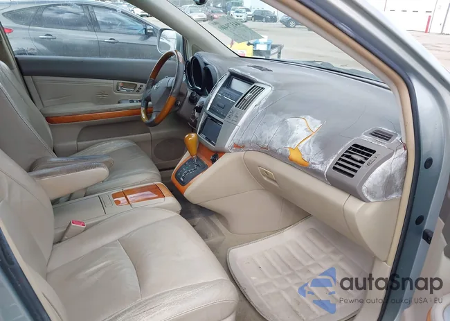 2T2GK31U98C032941: 44379440