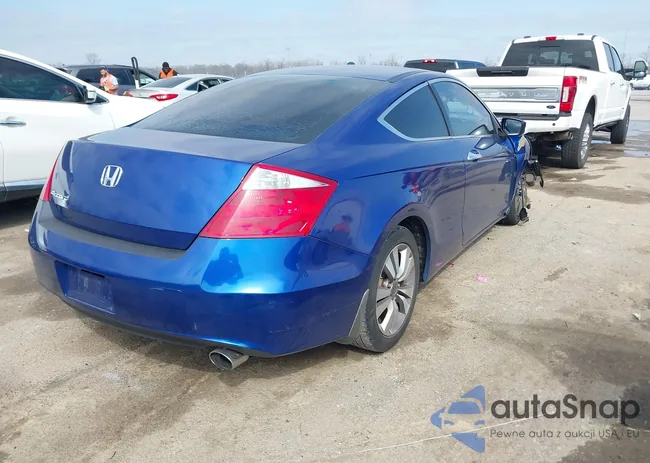 1HGCS12769A000410: 44379455