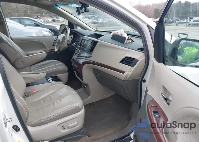 5TDDK3DC6CS033023: 44378701