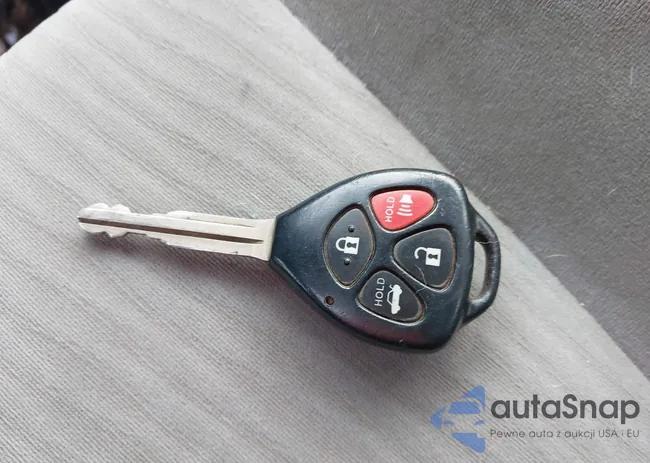 2T1BU4EE6AC266493: 44378711