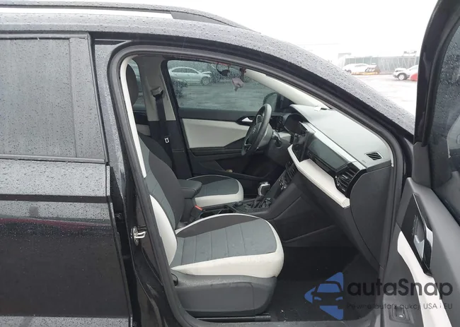 3VV8C7B28SM010889: 44378715