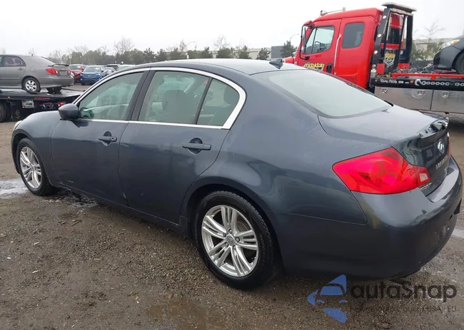 JN1DV6AP0BM602316: 44378768