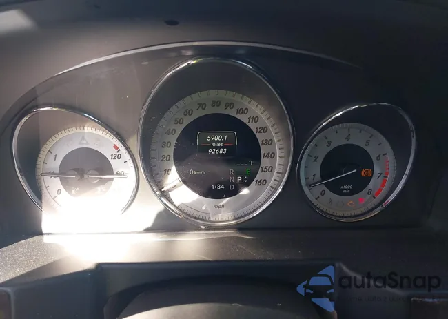 WDCGG5HB5FG379570: 44378769