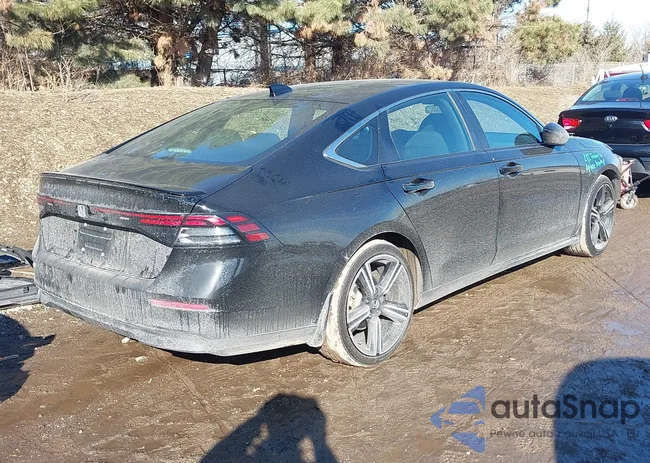 1HGCY2F52RA086036: 44378812