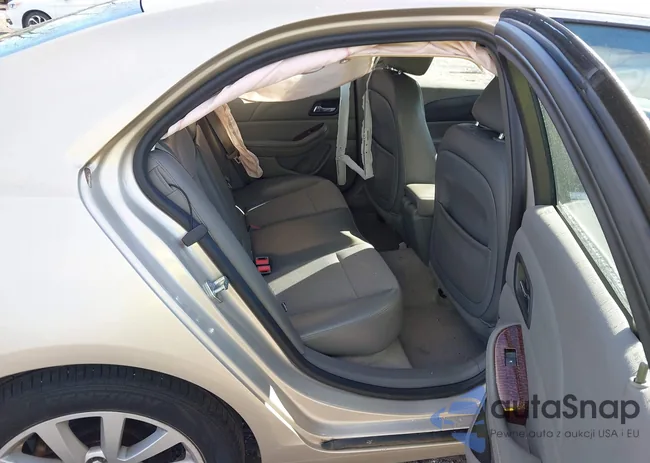 1G11E5SA2DF305763: 44378836