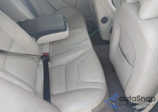 YV1902FH4C2077599: 44378857