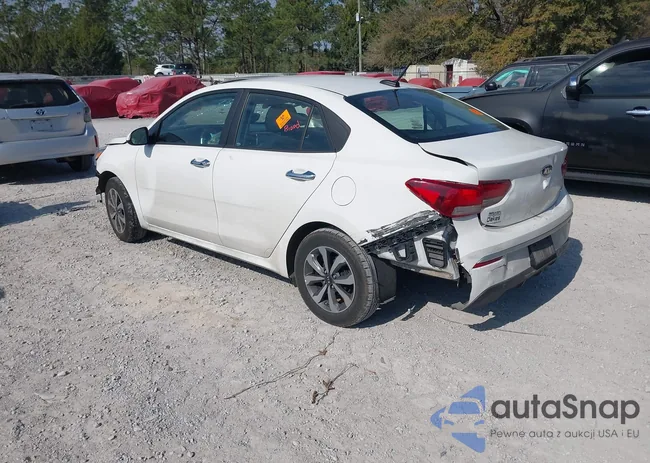 3KPA24AD6ME415957: 44379907