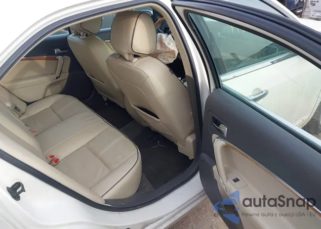 3LNHL2GC5CR825196: 44379915