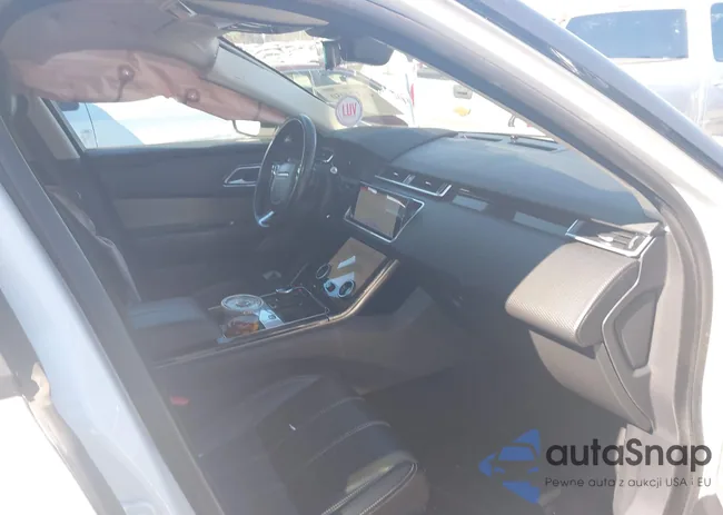 SALYB2RN8JA735997: 44379950