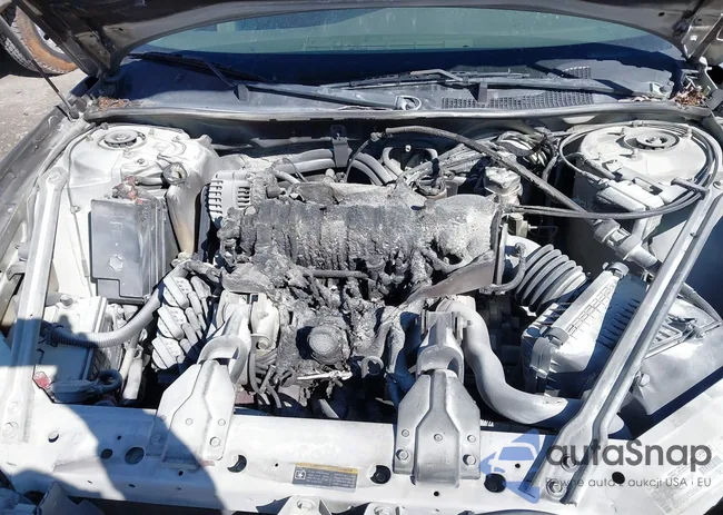 2G4WB52KX31162769: 44379995