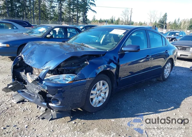 1N4AL2AP0CC208116: 44380102