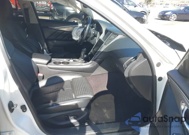 JN1EV7AP0JM591195: 44380124