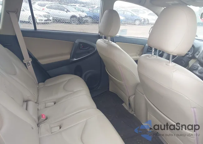 JTMZF4DV1AD024899: 44380155