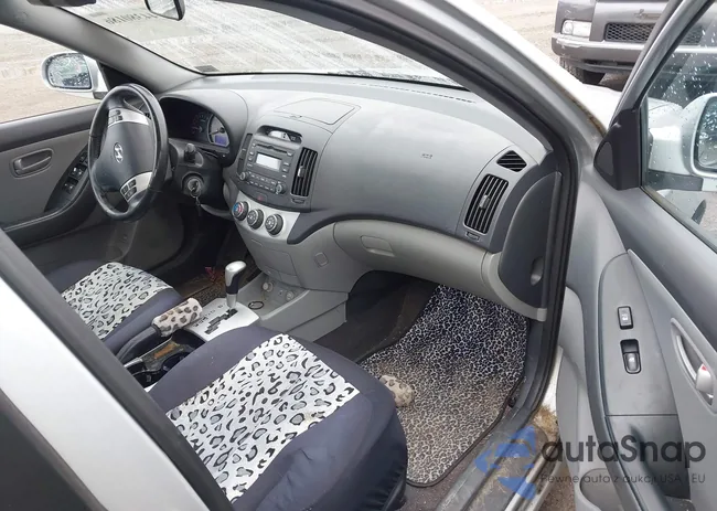 KMHDU46D28U443189: 44380186