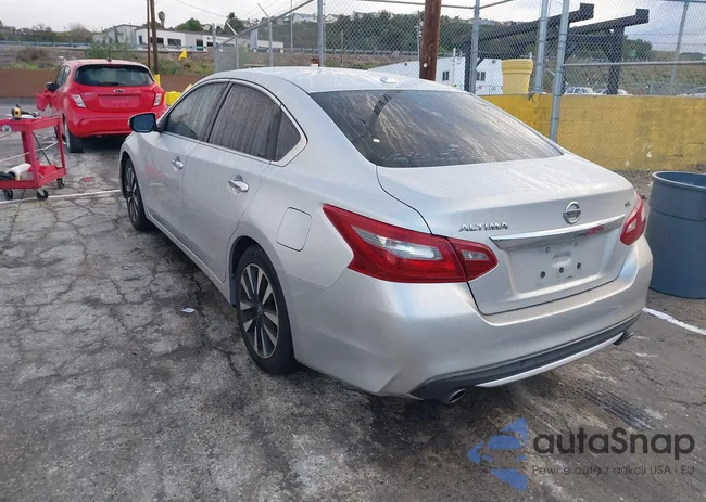 1N4AL3AP1JC122591: 44380322