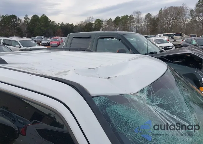 1C4NJRFB9GD714390: 44380445