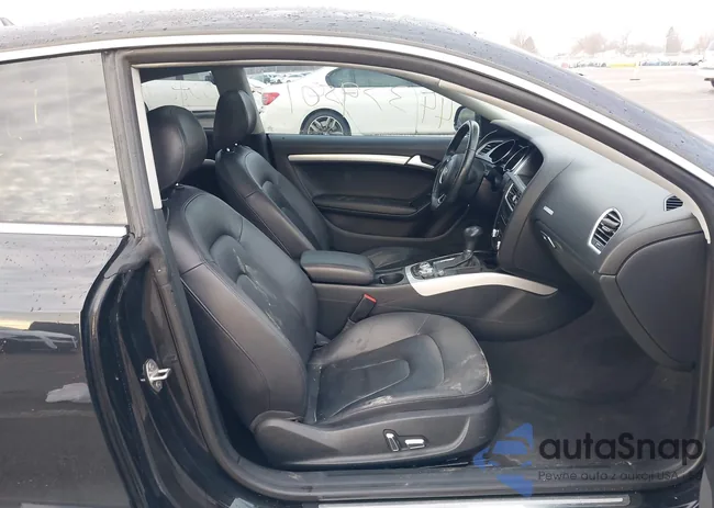 WAULFAFR1DA026661: 44379501