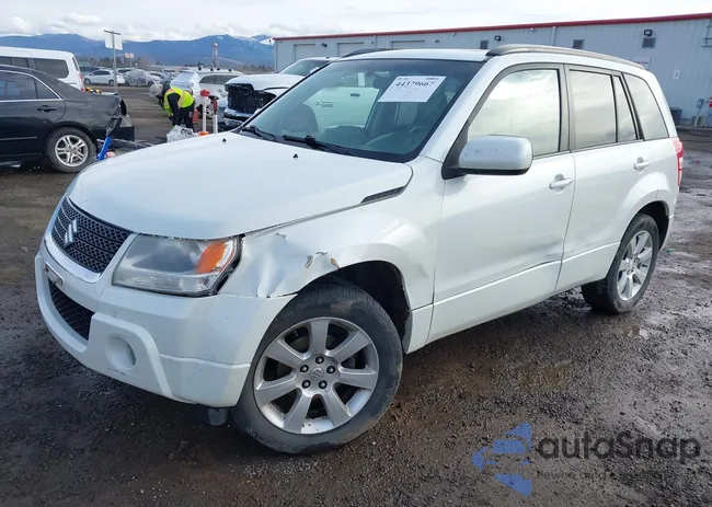 JS3TD0D7XC4100811: 44379667