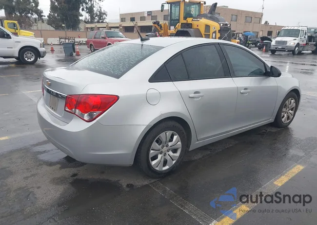 1G1PA5SG2E7180365: 44379706