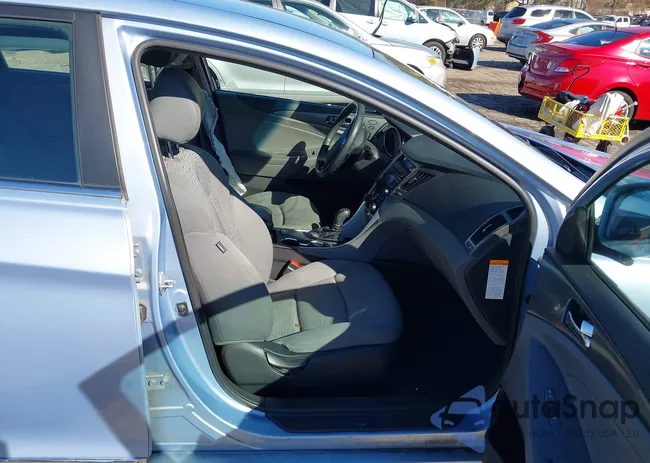 KMHEC4A41DA073816: 44379731