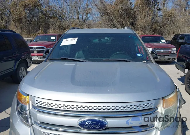 1FM5K7D80DGC44281: 44379785