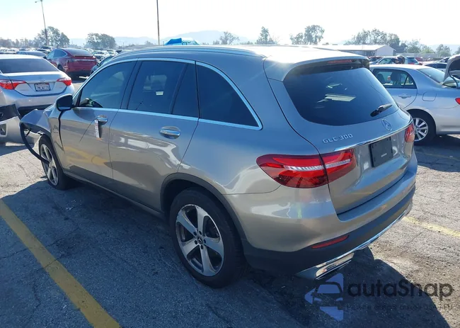 WDC0G4JBXKF574957: 44379840