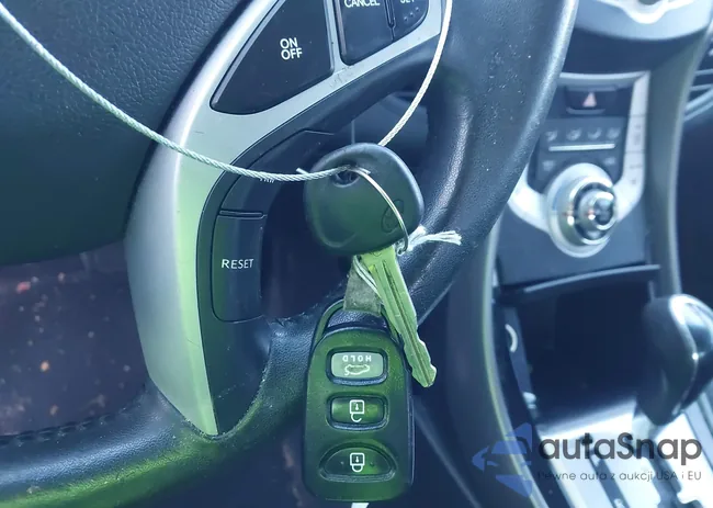 KMHDH4AE5CU305689: 44379880