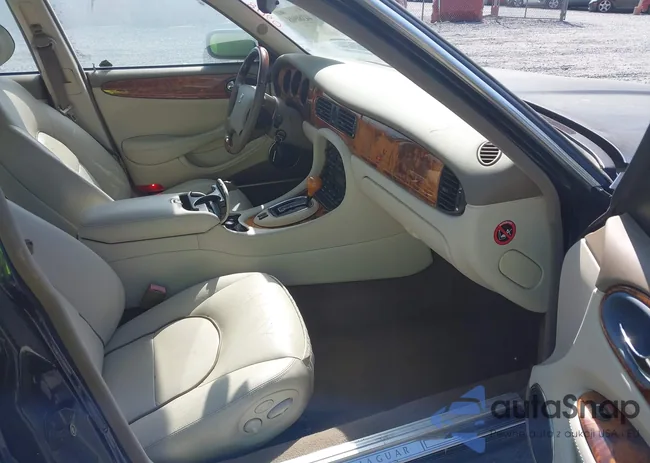 SAJKX6244WC843747: 44380908