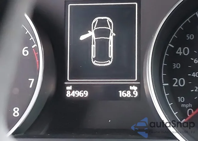 3VW217AU9FM095418: 44380944