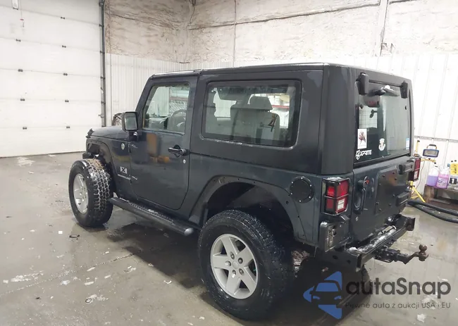 1J8FA241X8L559645: 44380957