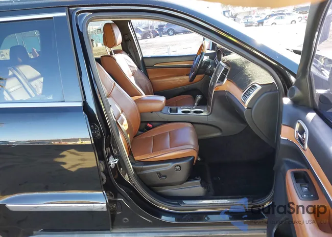 1C4RJECT3CC112186: 44381033