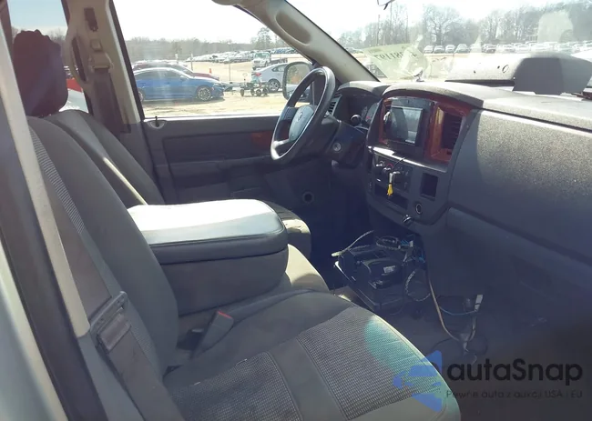 1D7HA18N66S680981: 44381197