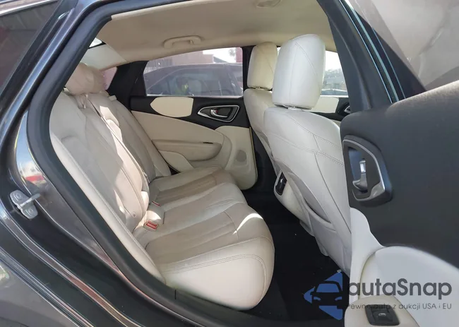 1C3CCCCB9FN545603: 44381200