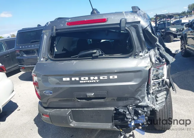 3FMCR9BNXSRE09105: 44381253