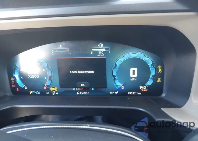 3FMCR9BNXSRE09105: 44381253