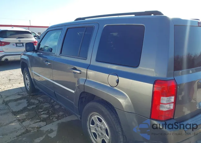 1C4NJPBAXCD594370: 44381375