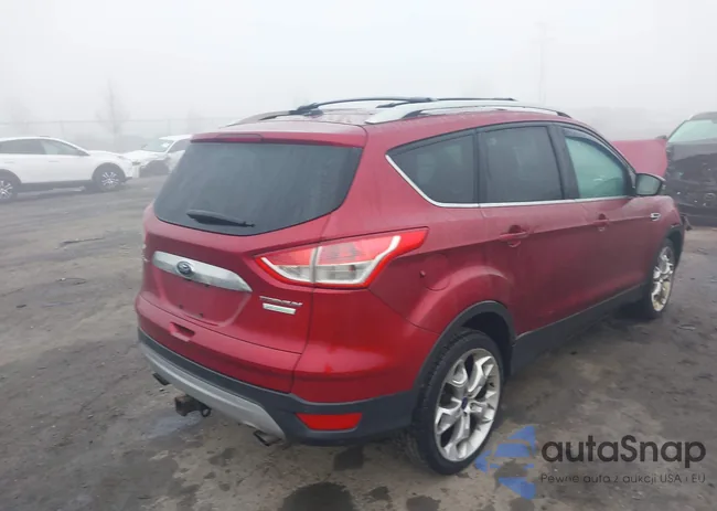 1FMCU0J96FUB24446: 44381380